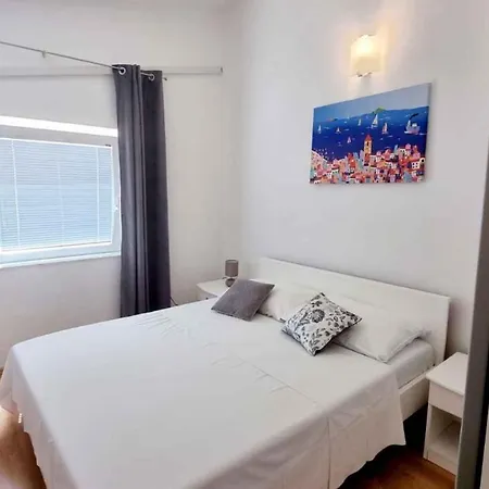 Apartment Vir 10 Lägenhet Vir